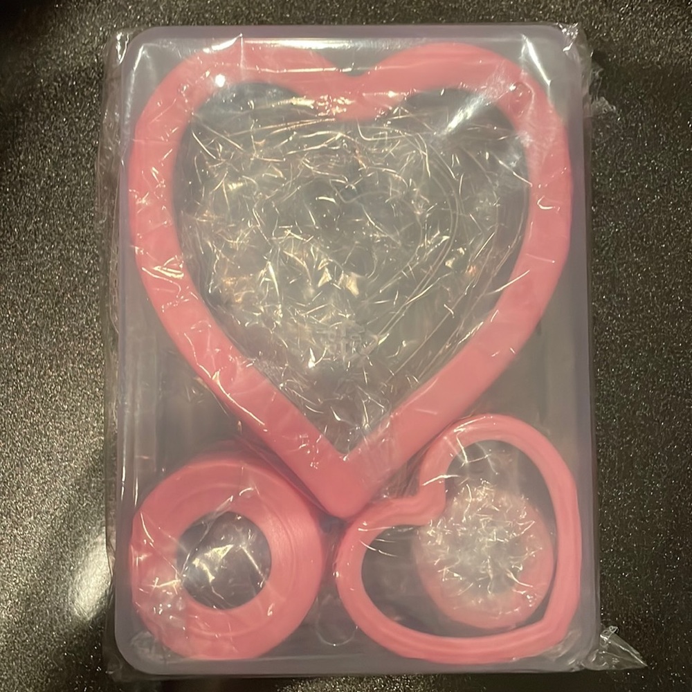 Brand New Heart Shape Cookie Cutter Set (9 piece)